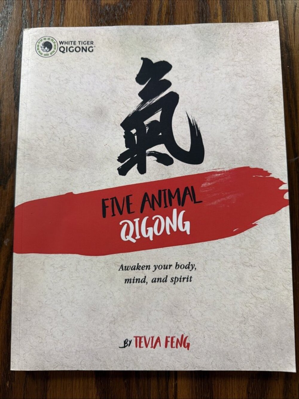 FIVE ANIMAL QIGONG: FASCIA AND CHINESE MEDICINE'S UNIQUE By Tevia Feng BRAND NEW